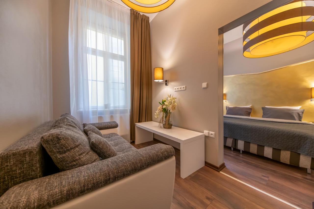 Emporio Prague Apartments Экстерьер фото