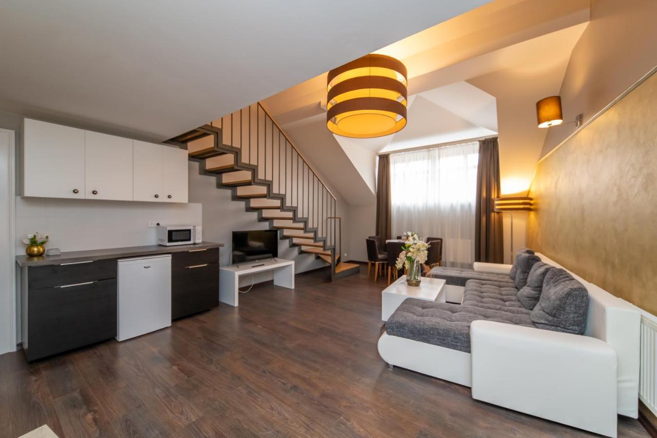 Emporio Prague Apartments Экстерьер фото