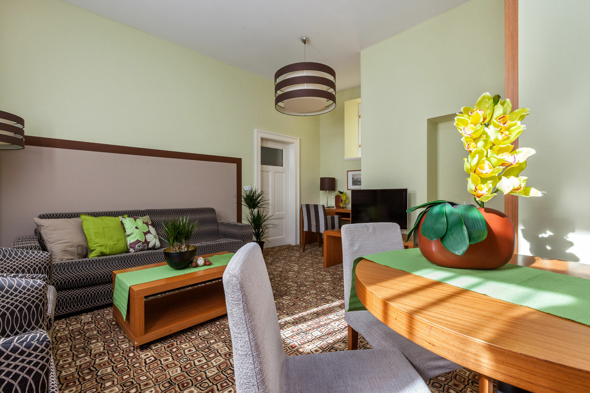 Emporio Prague Apartments Экстерьер фото